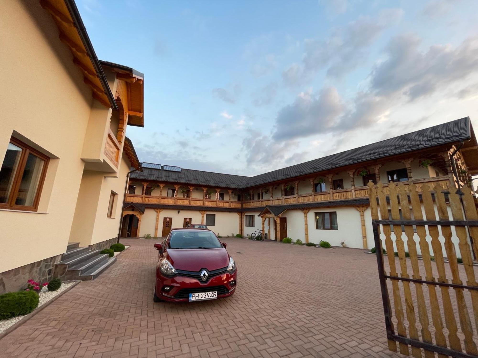 Pensiunea Valea Muntelui Bîrsana Exteriör bild